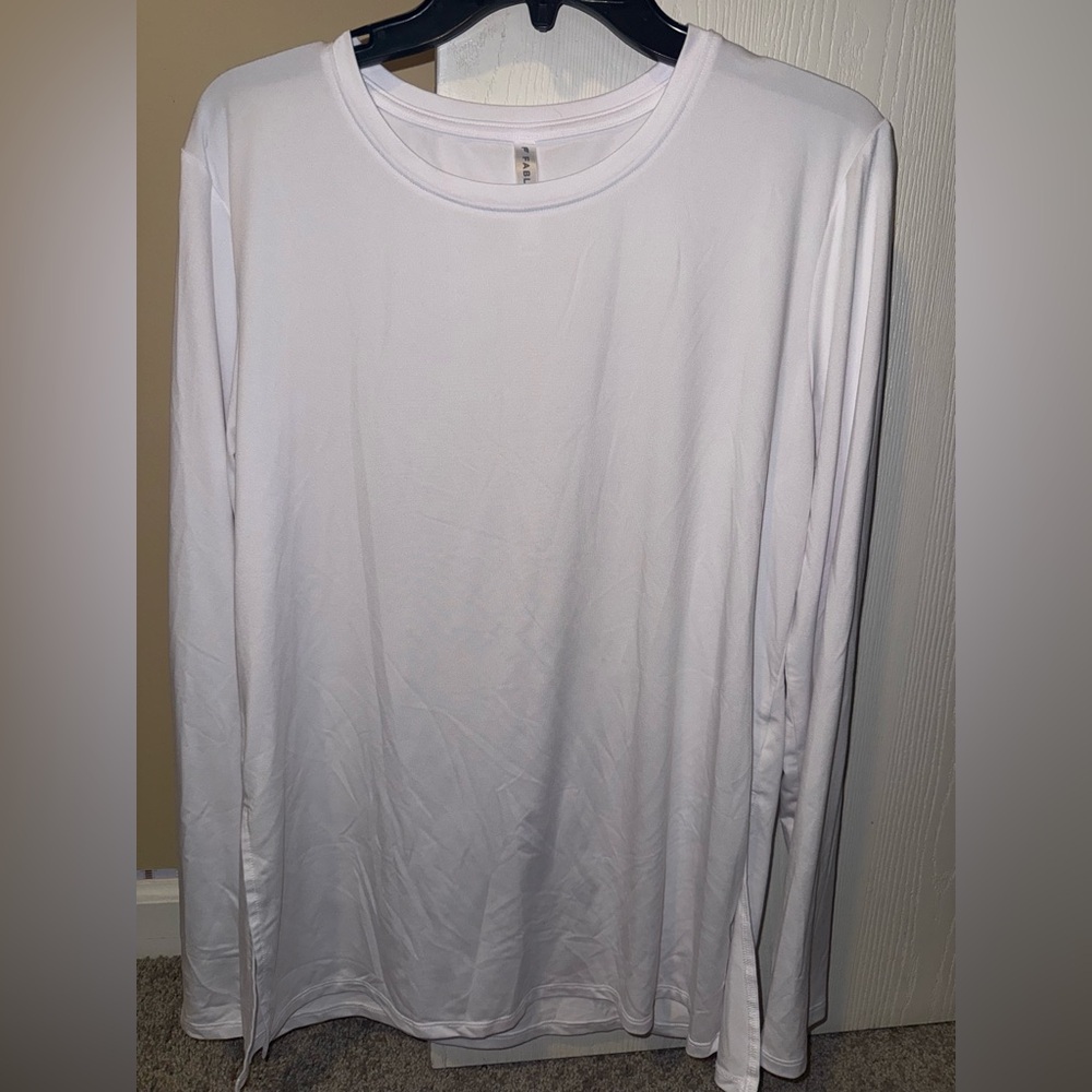 Fabletics White Long Sleeve Tee